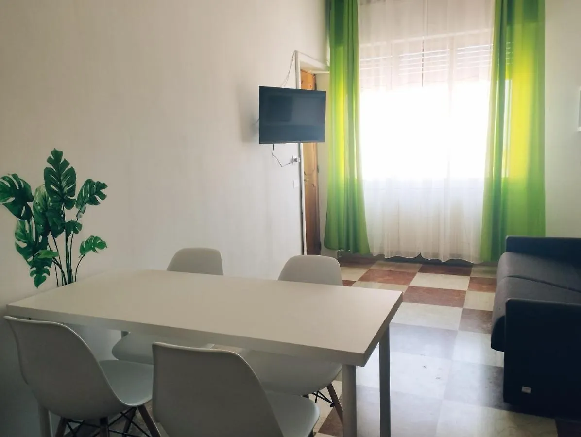Thomas'Home Comiso Nocleg ze śniadaniem